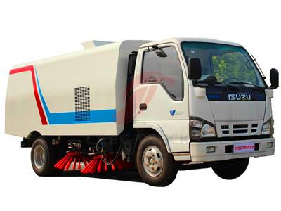 isuzu 4+1CBM road sweeper