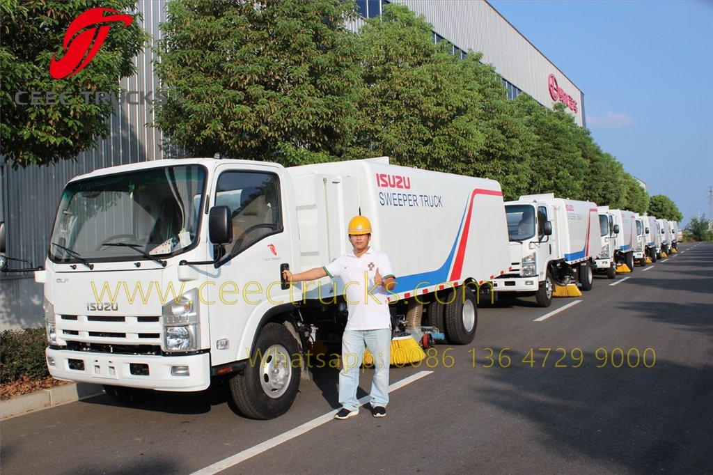 ISUZU road sweeper truck