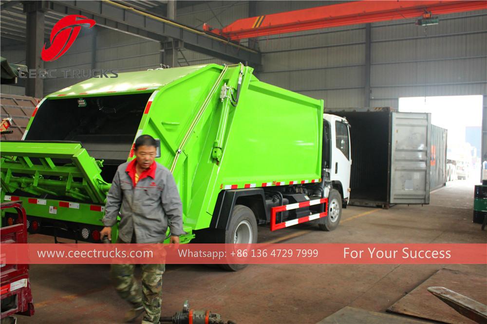 isuzu gabage compactor truck