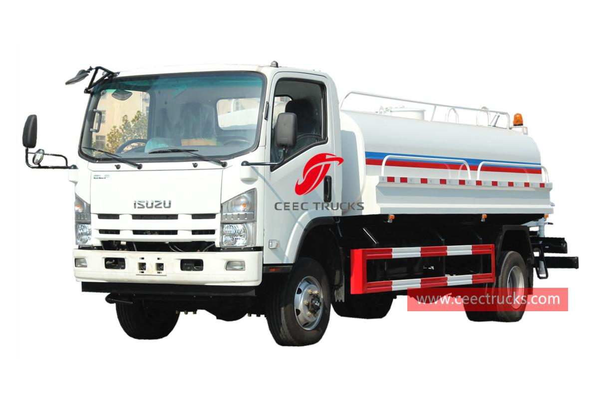 ISUZU 4Ã—4 water sprinkler truck