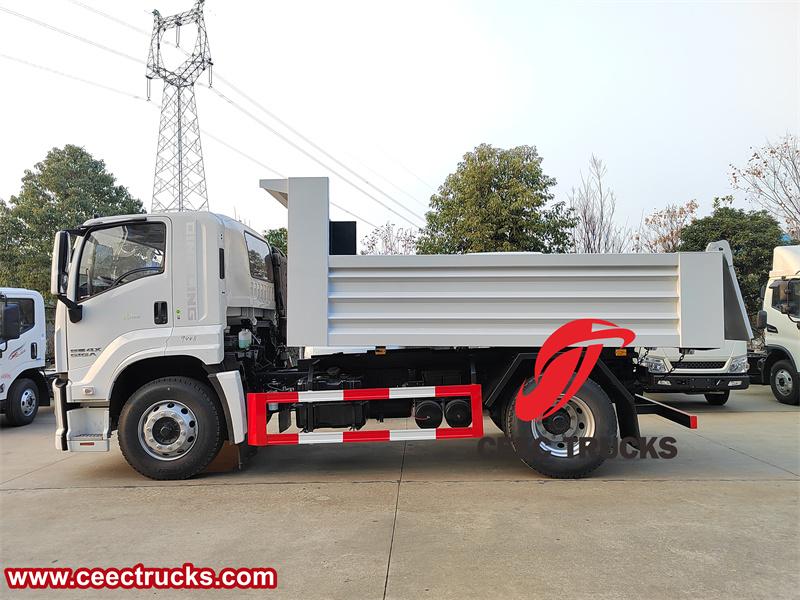 Isuzu GIGA middle lifting dump truck Isuzu GIGA middle lifting dump truck
