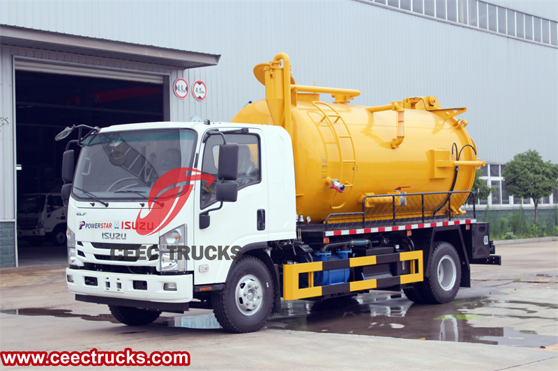 Isuzu NPR vacuum cleaner truck