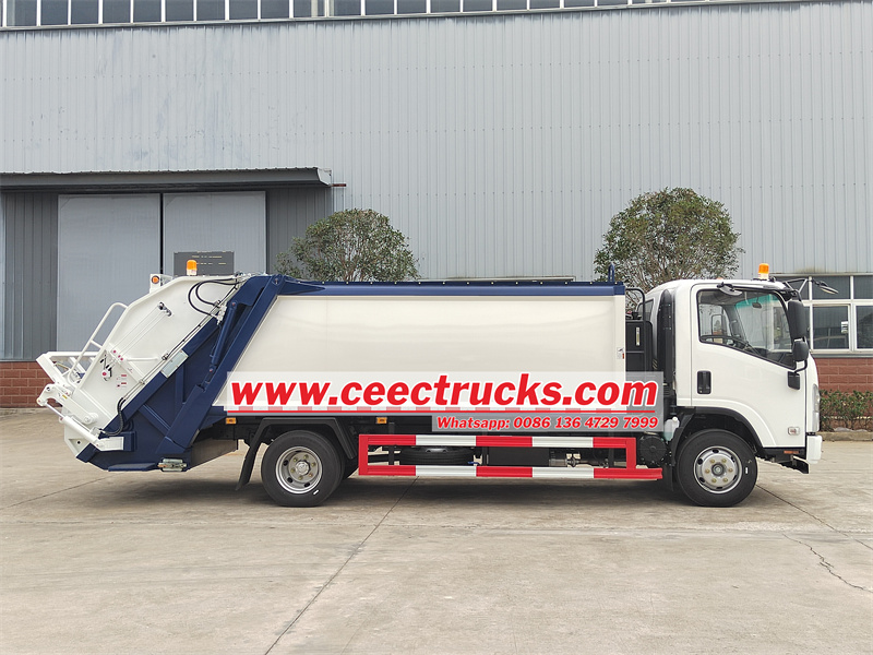 Isuzu 4HK1 engine recycling rear loader garbage truck