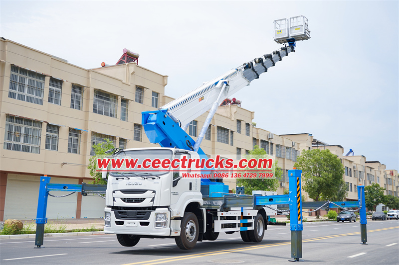 ISUZU FTR 45m aerial platform truck