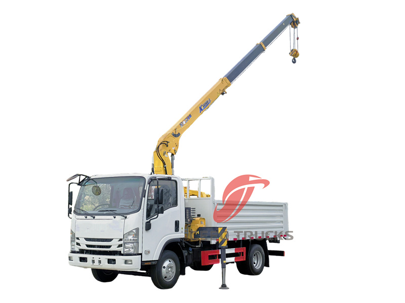 ISUZU ELF cargo truck with 5tons crane