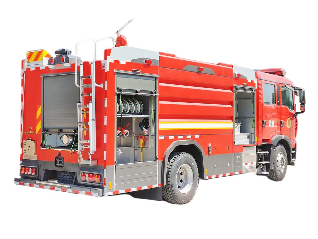 HOWO heavy fighting fire engine