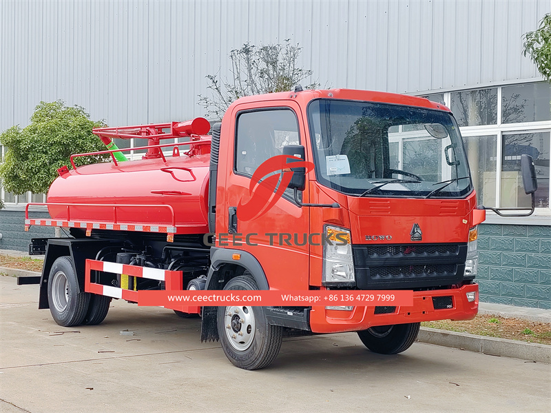 Howo light-duty 4000L septic tank truck