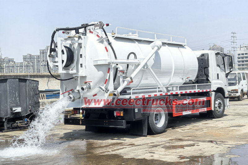 Isuzu combined sewer cleaning truck
