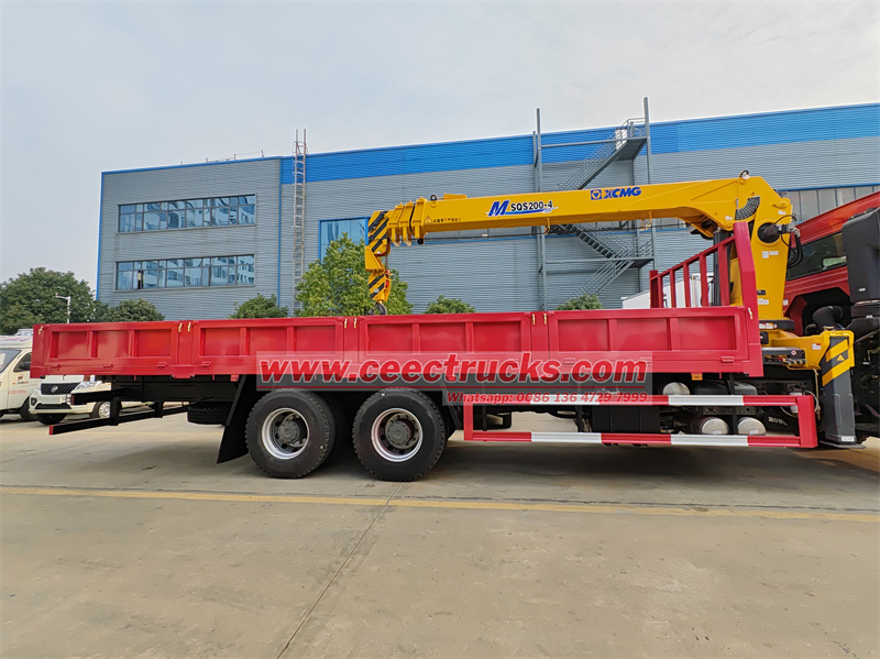 HOWO 6X4 straight arm crane truck