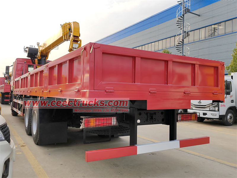 HOWO 6X4 380HP cargo truck with mounted boom crane