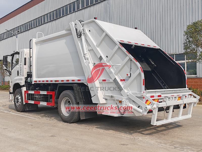 Isuzu 10cbm refuse compactor garbage truck Isuzu 10cbm refuse compactor garbage truck