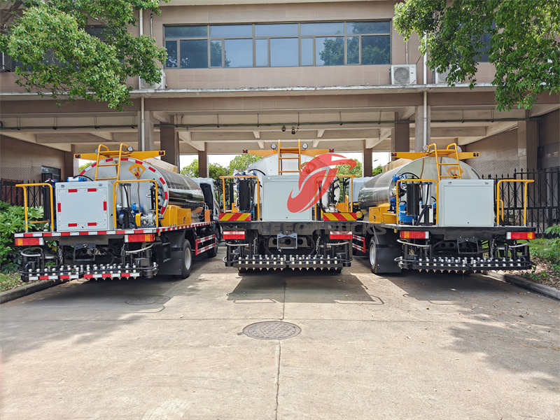 Howo Bitumen Asphalt Spreader