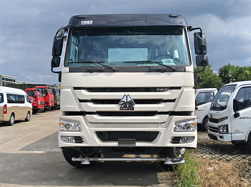 Howo 8X4 water tank truck