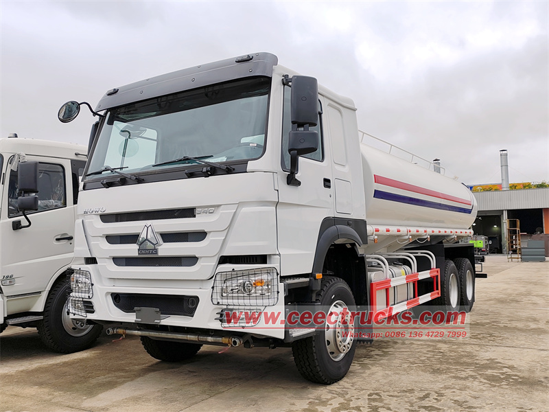 HOWO 20000 liters water spraying truck