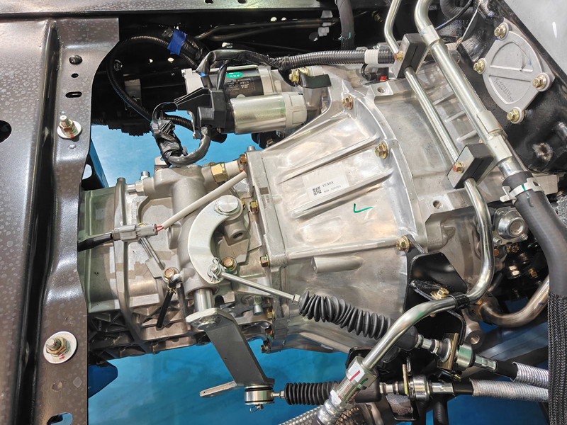 ISUZU MYY 6 shift manual gearbox