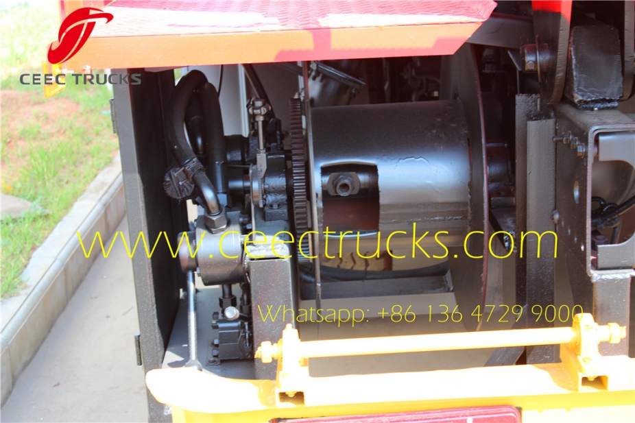 best dongfeng 10 CBM vacuum suction truck