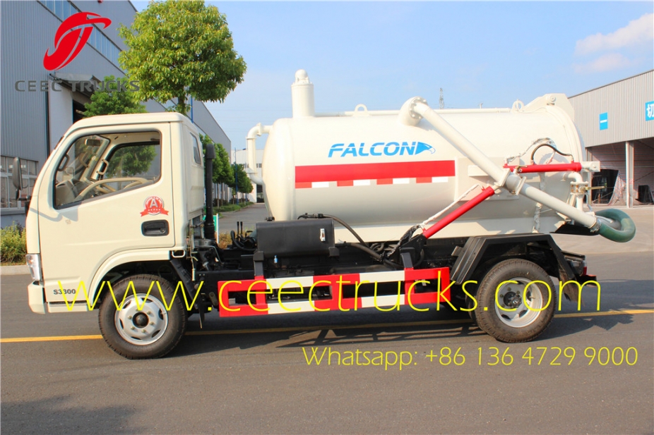 Manufacturer supply dongfeng 4CBM cesspit emptier truck lowest price