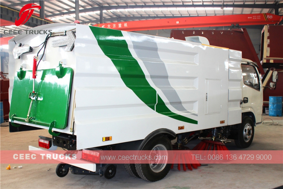 Dongfeng 4000L road sweeper truck