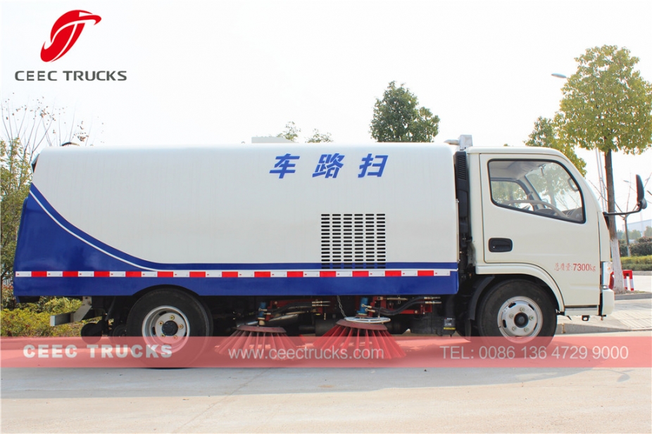 Dongfeng 5CBM road sweeper truck