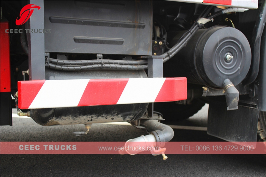 Dongfeng 12,000L road sweeper truck supplier