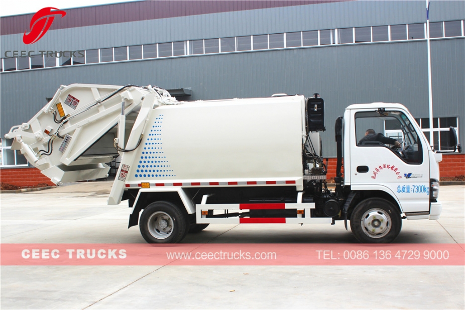 ISUZU 5000L trash compressor na sasakyan