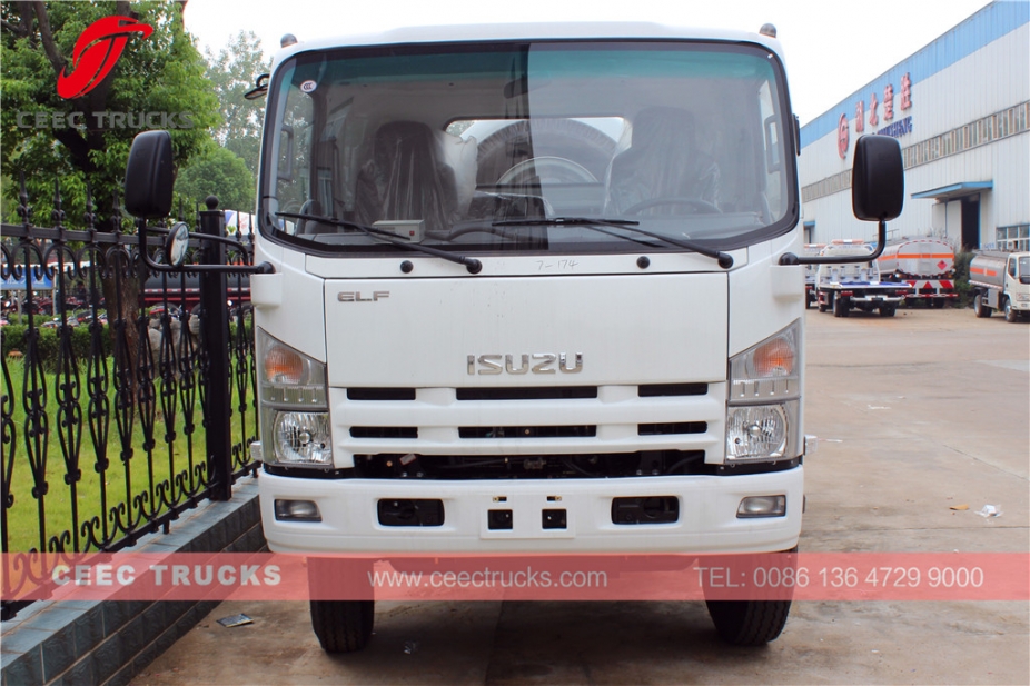 ISUZU 8,000L Cesspit emptier truck