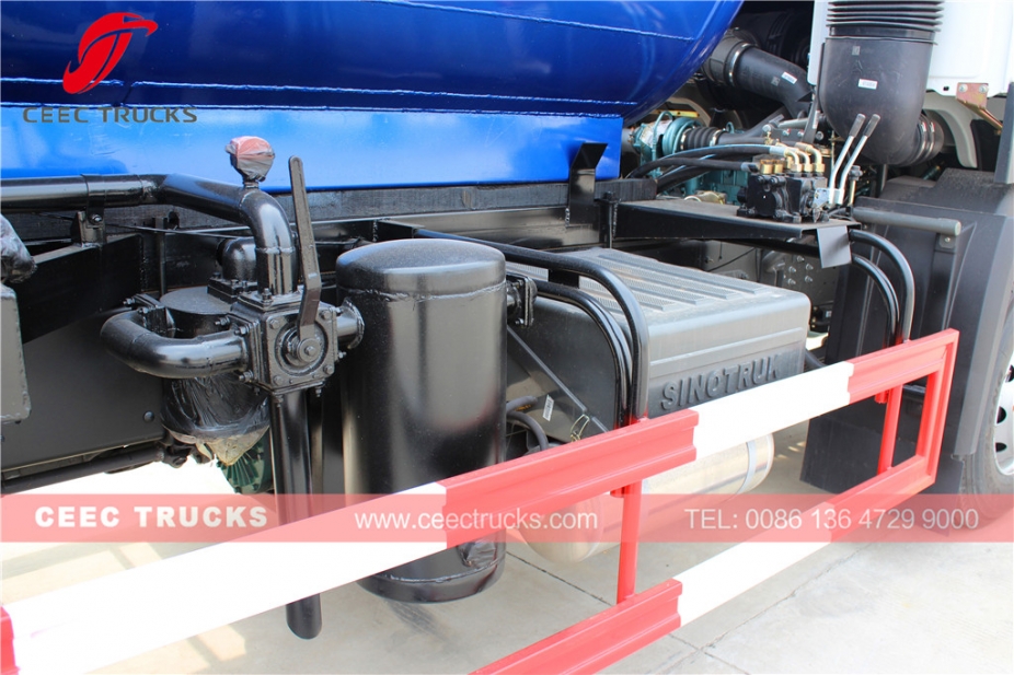 HOWO RHD model 10,000L vacuum sewer truck