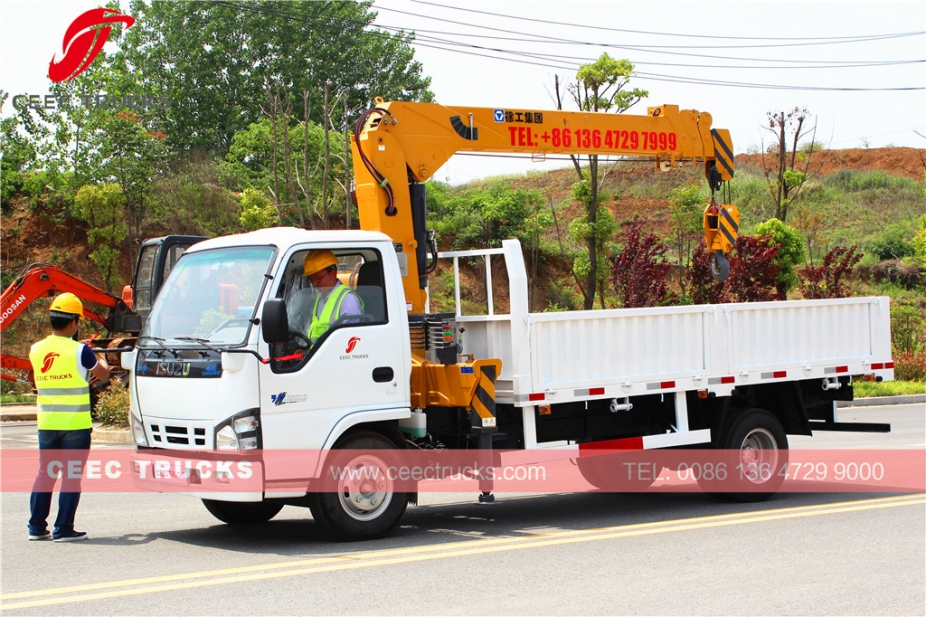 Best ISUZU 4 T truck mounted crane trucks