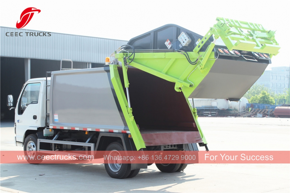 5 CBM capacity garbage compactor truck