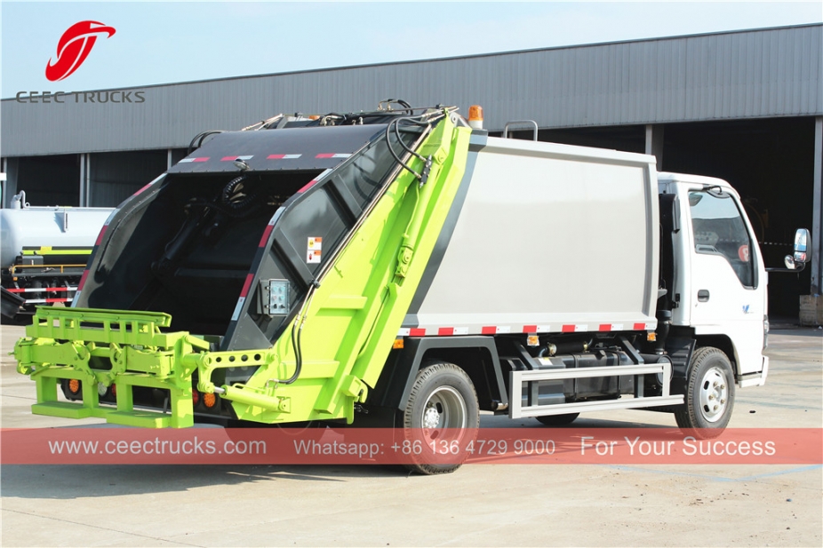 5 CBM capacity garbage compactor truck