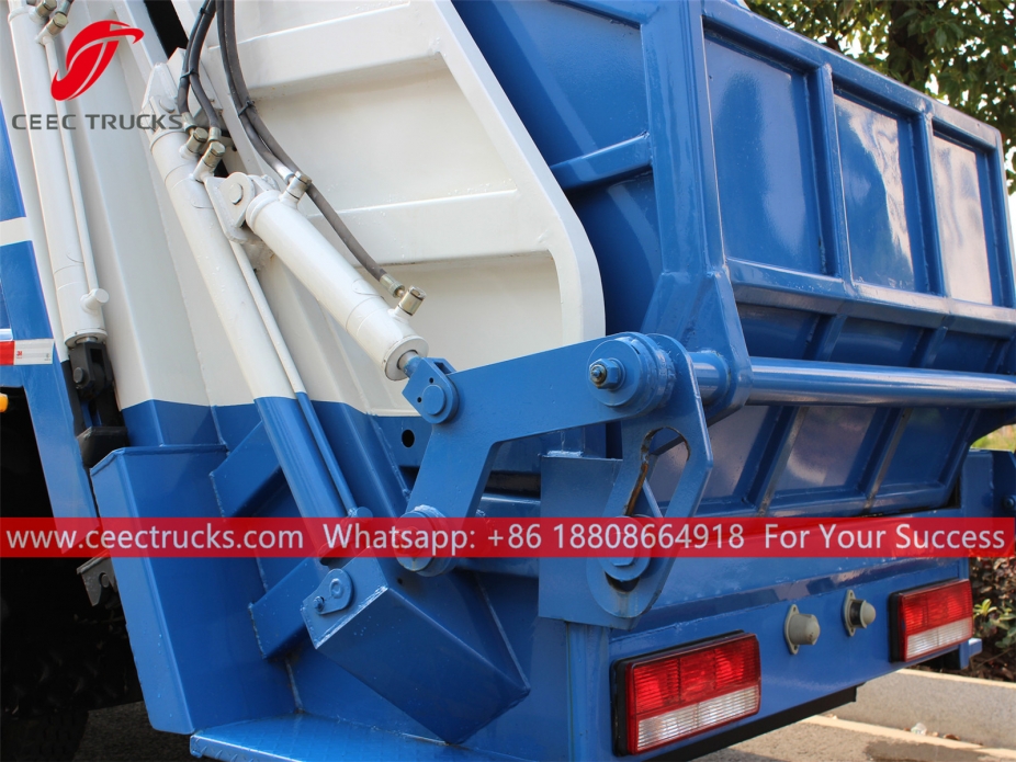 7CBM Rear Loader Compactor Dongfeng