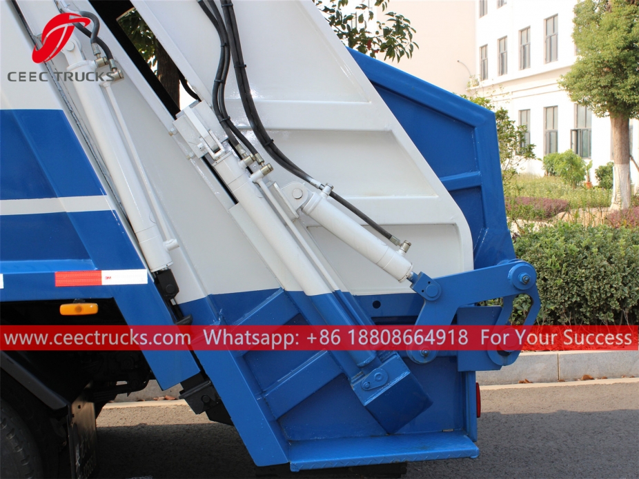 7CBM Rear Loader Compactor Dongfeng