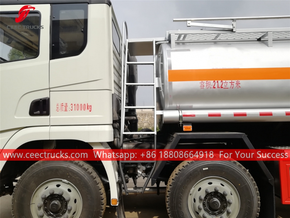 21,000L Fuel tanker na Shacman