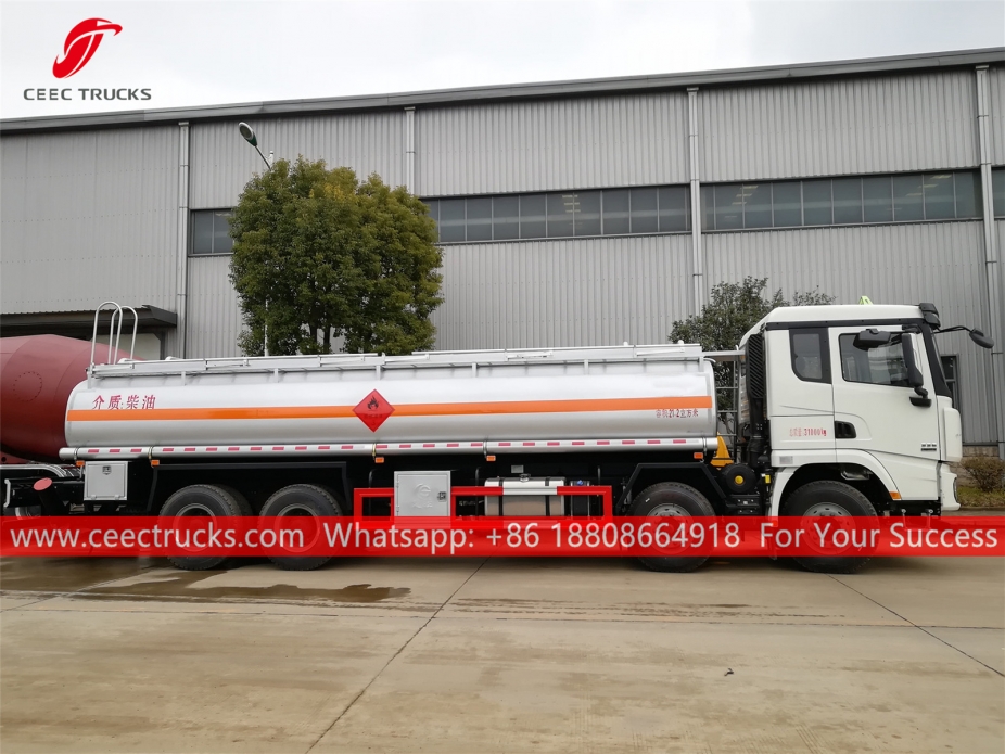 21,000L Fuel tanker na Shacman