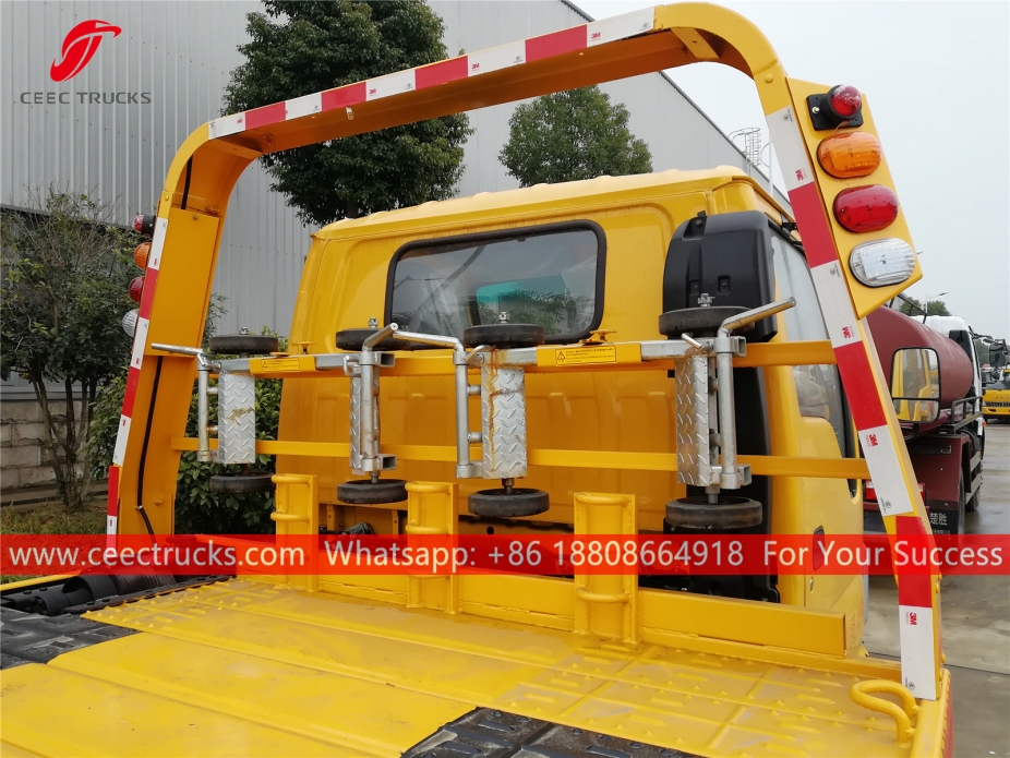 ISUZU 4X2 Wrecker truck