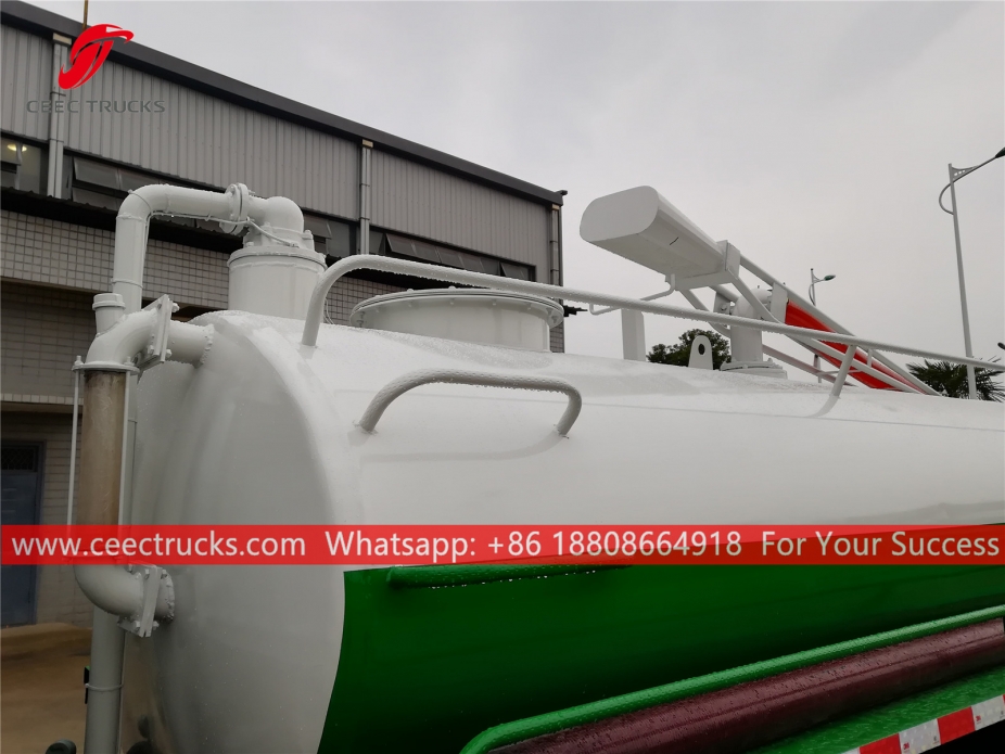 4,000 Litro Suction tanker DongFeng