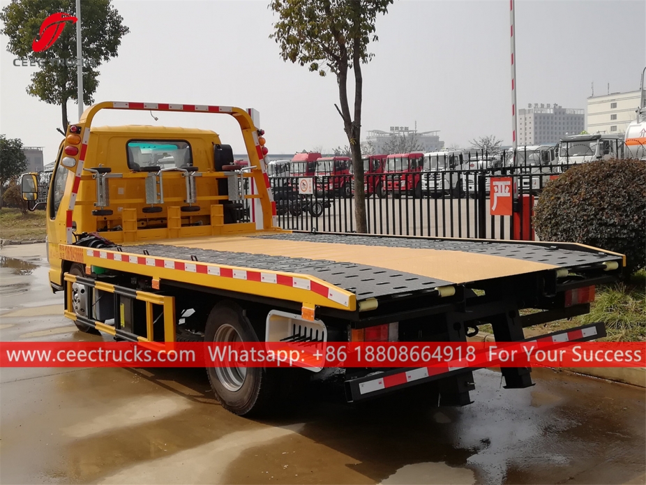 ISUZU 4X2 Wrecker truck