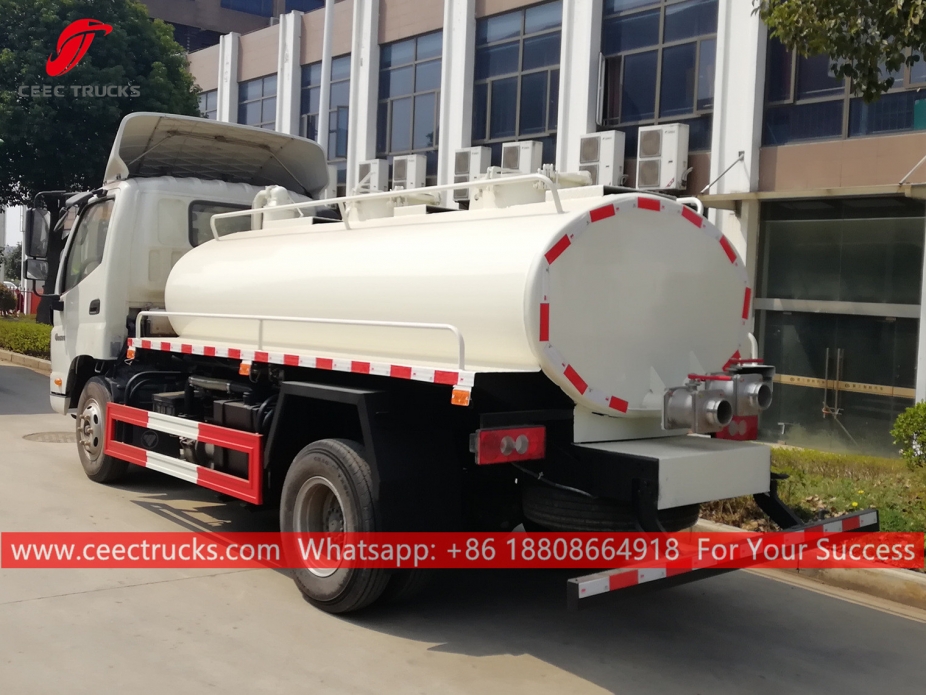 3,000 Liters Vacuum Sewage truck FOTON