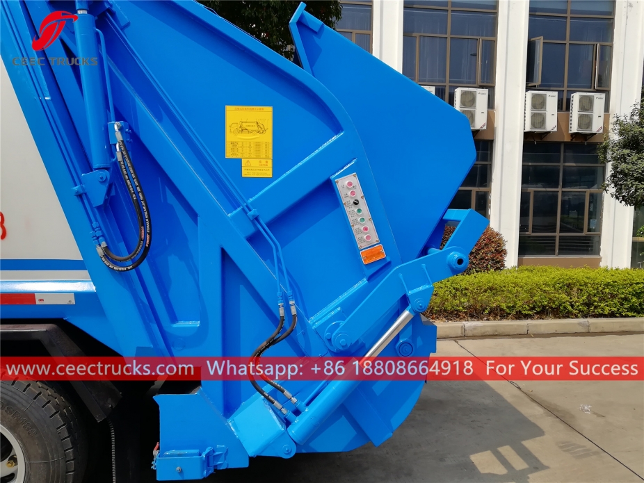 8CBM Garbage Compactor Truck SHACMAN