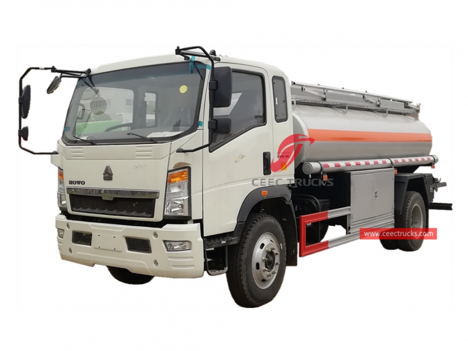 SINOTRUK HOWO 6CBM Fuel Tanker Truck