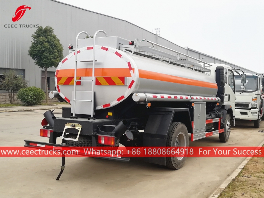 SINOTRUK HOWO 6CBM Fuel Tanker Truck