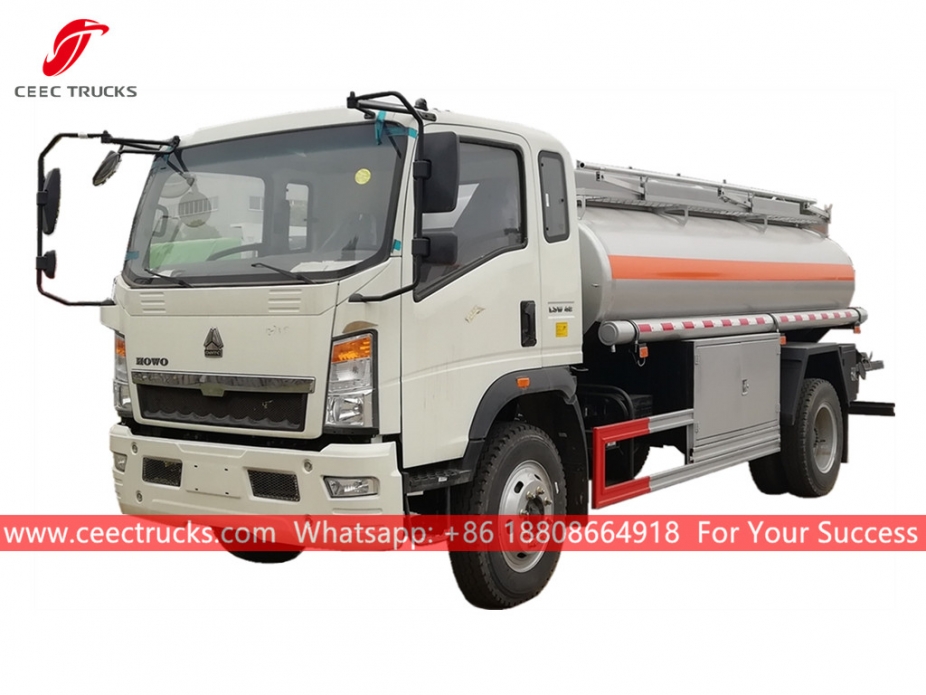 SINOTRUK HOWO 6CBM Fuel Tanker Truck