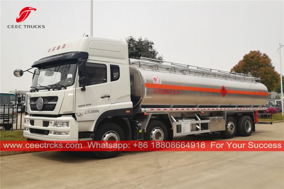 SINOTRUK 8x4 Fuel Transport Truck