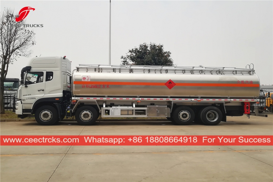 SINOTRUK 8x4 Fuel Transport Truck