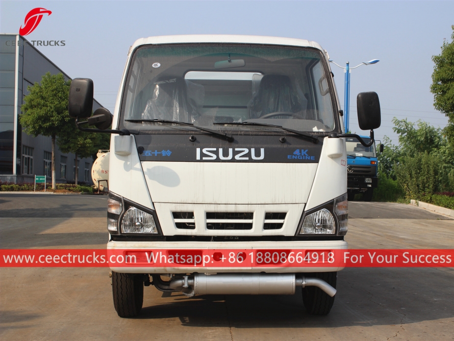 ISUZU 5CBM Fuel Bowser