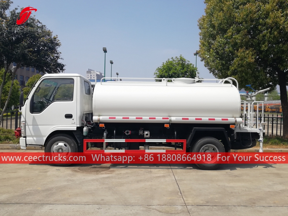 ISUZU ELF Water Sprinkling Truck