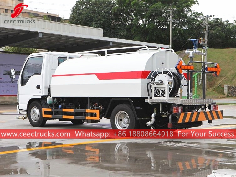 ISUZU 4CBM Water bowser na may high pressure hose