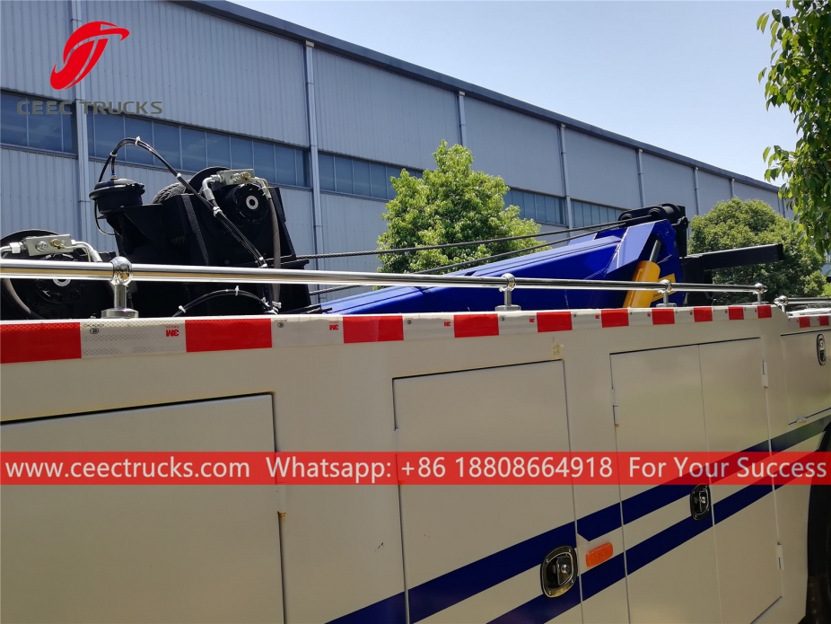 DONGFENG Road Wrecker truck