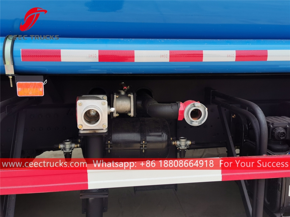 Dongfeng 6x4 Water Sprinkling Truck