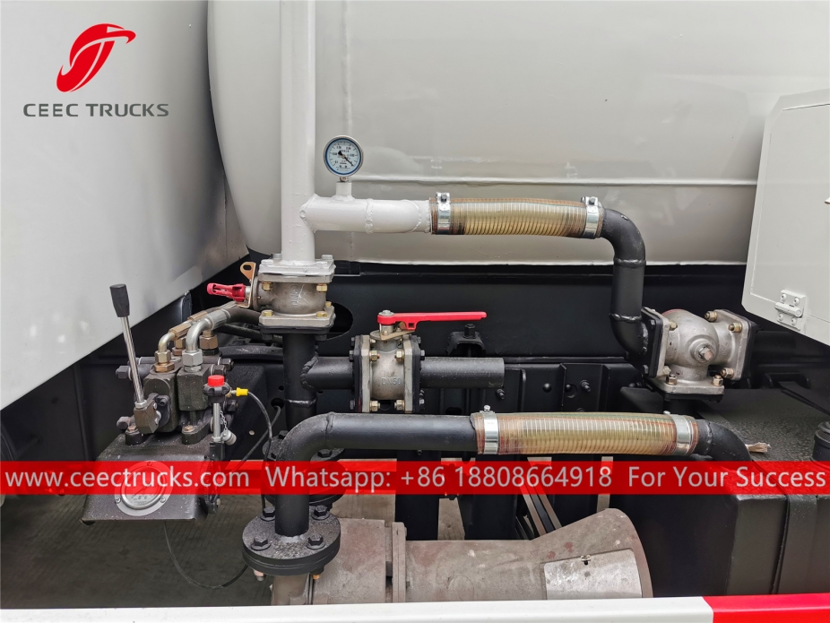 Vacuum Sewage Suction Truck JAC